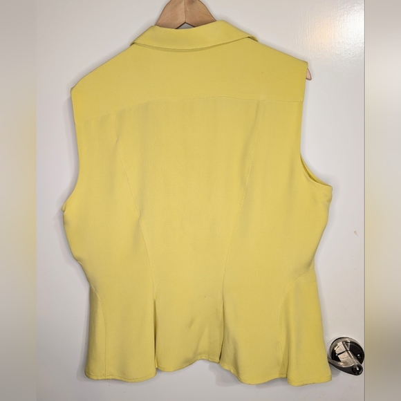 Jones New York Women's Yellow Sleeveless Top - Picture 2 of 4